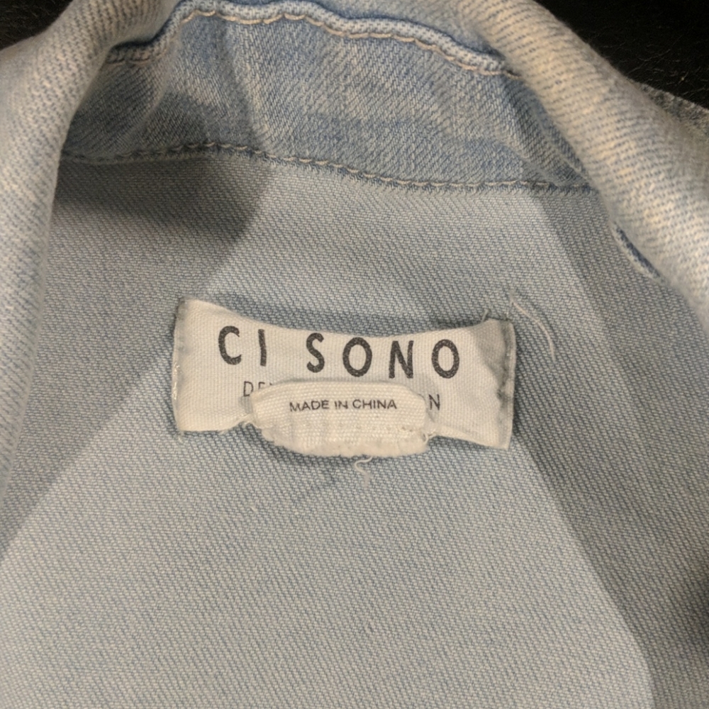 Young Lady jean jacket